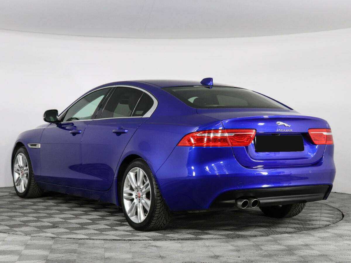 Jaguar XE 2016 года с пробегом. Фото: #4