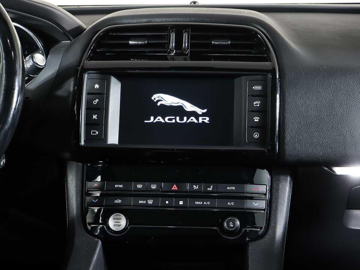 Jaguar F-Pace 2016 года с пробегом. Фото: #11