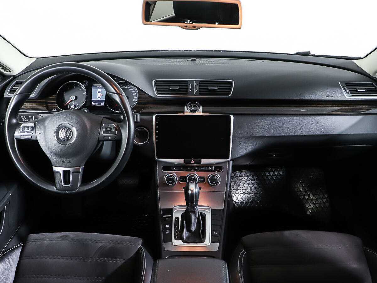 Volkswagen Passat CC 2013 года с пробегом. Фото: #10