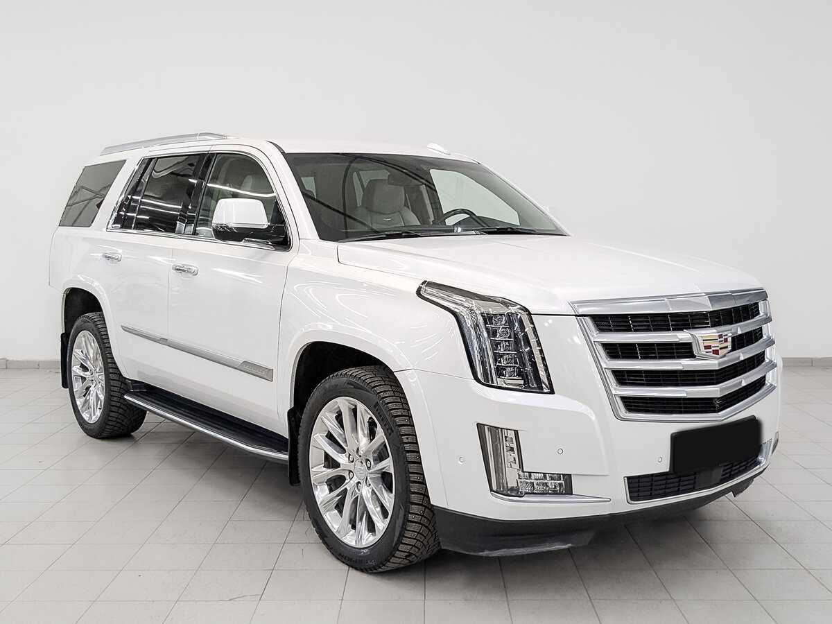 Cadillac Escalade 2019 года с пробегом. Фото: #2