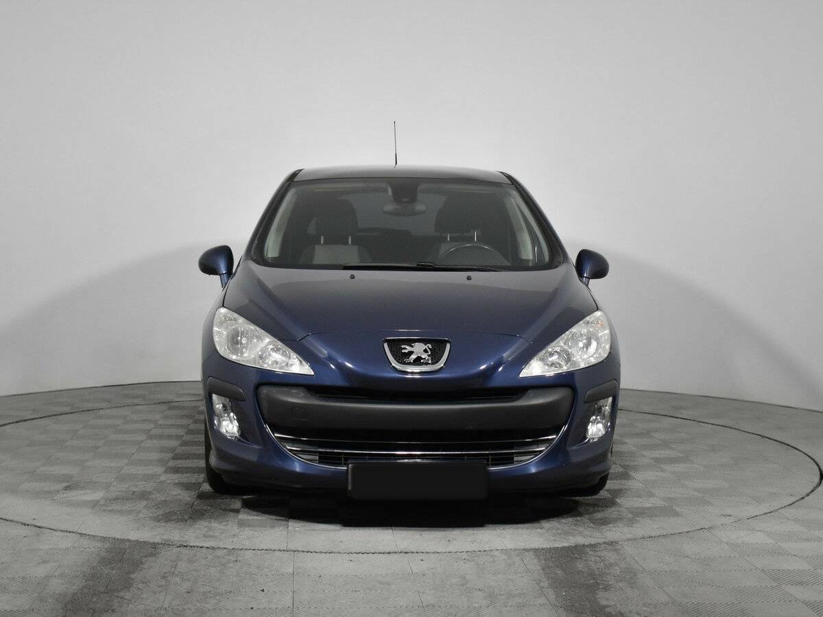 Peugeot 308 2008 года с пробегом. Фото: #1