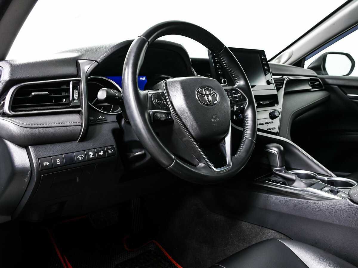 Toyota Camry 2021 года с пробегом. Фото: #11