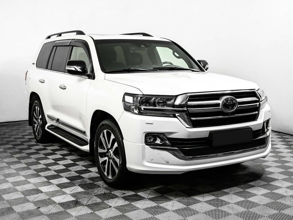Toyota Land Cruiser 2019 года с пробегом. Фото: #2