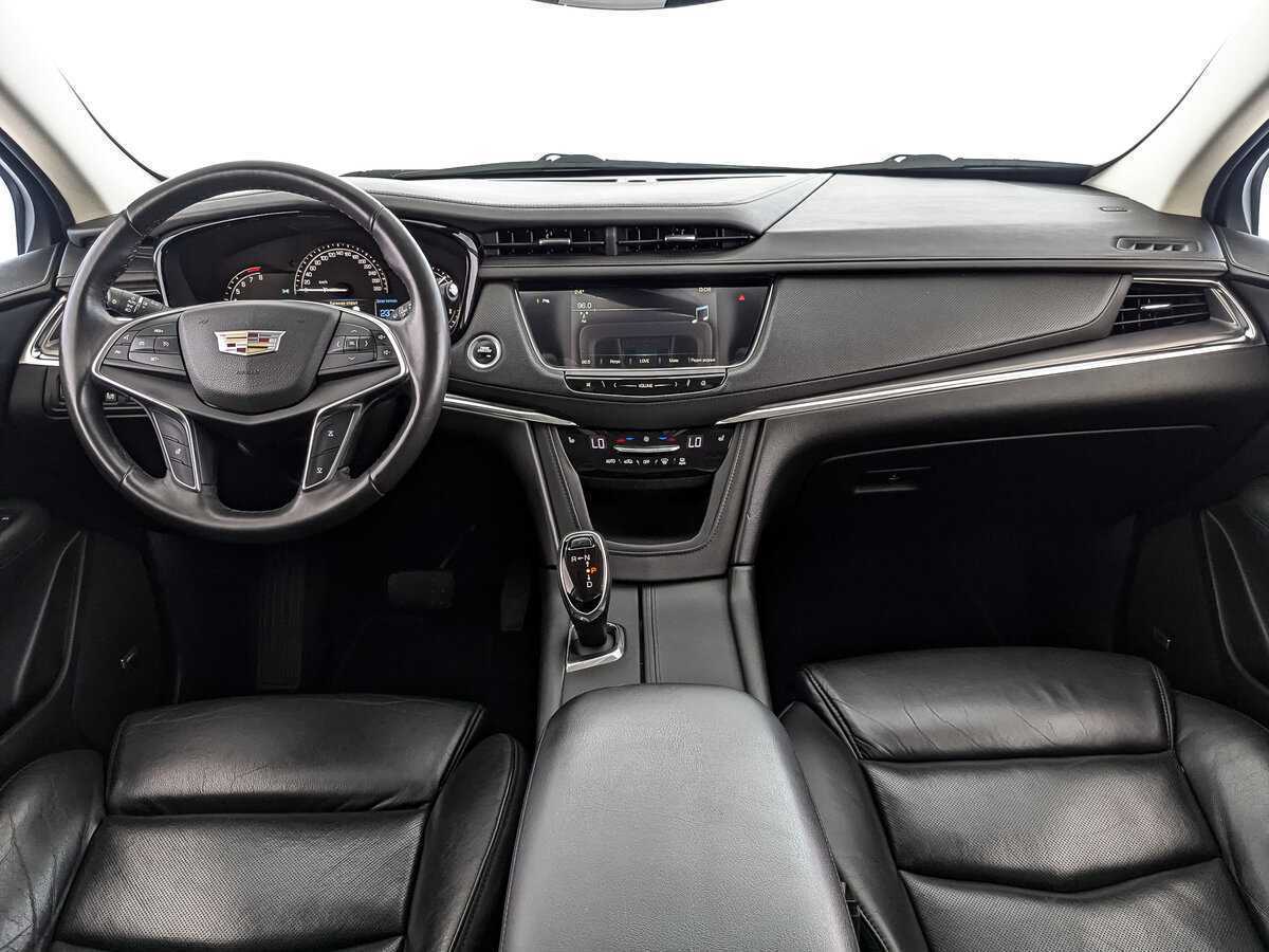 Cadillac XT5 2016 года с пробегом. Фото: #9