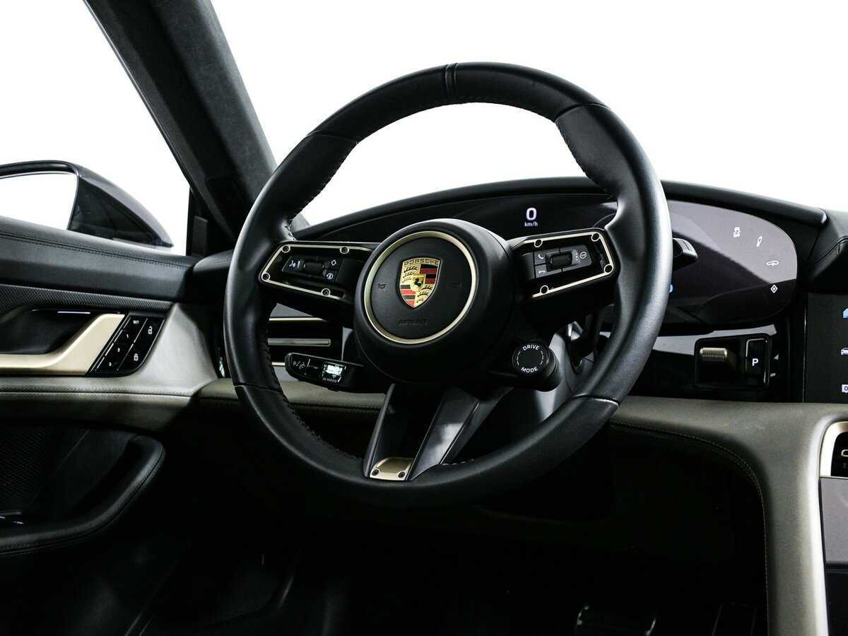 Porsche Taycan 2021 года с пробегом. Фото: #18