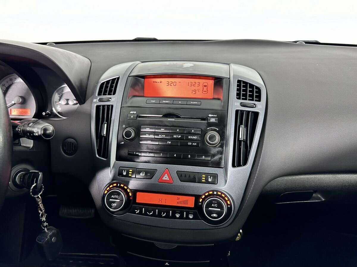 Kia Ceed 2008 года с пробегом. Фото: #12