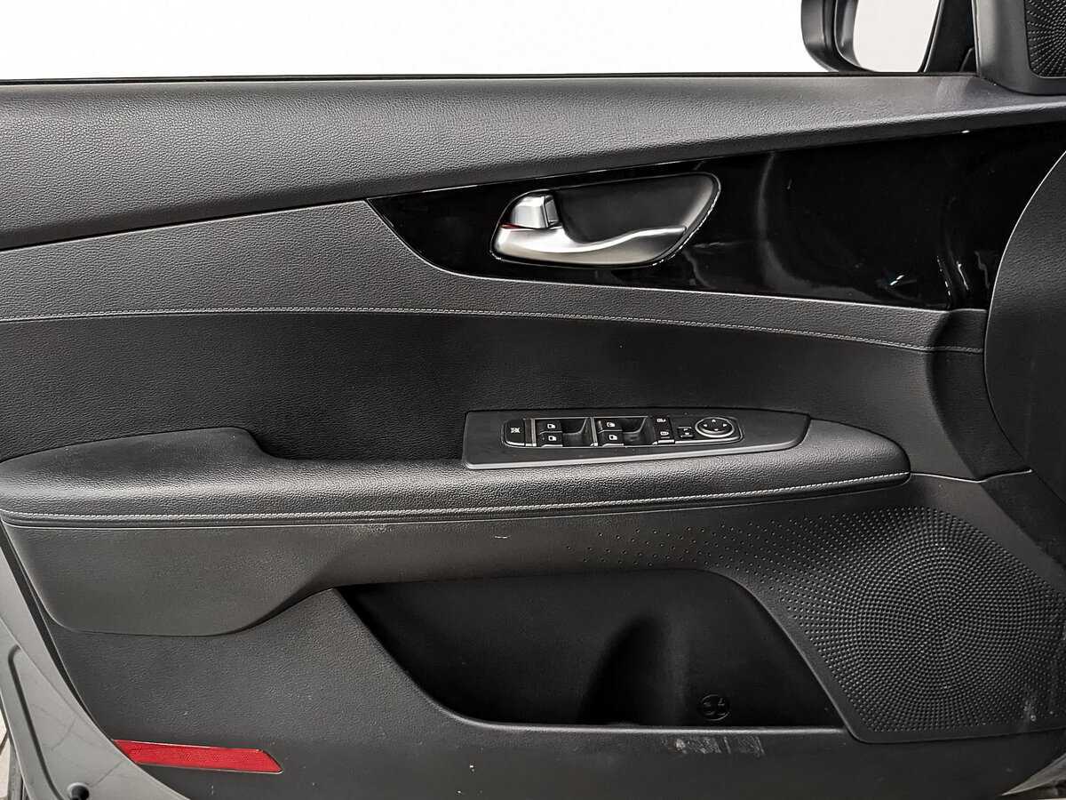 Kia Cerato 2018 года с пробегом. Фото: #18