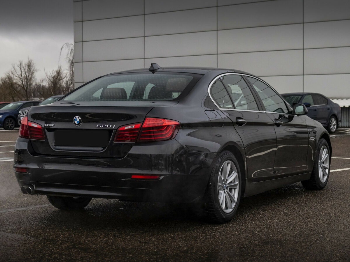 BMW 5 серии 2016 года с пробегом. Фото: #4