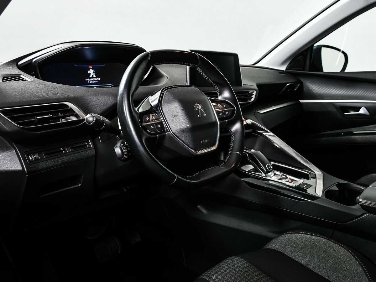 Peugeot 5008 2019 года с пробегом. Фото: #11