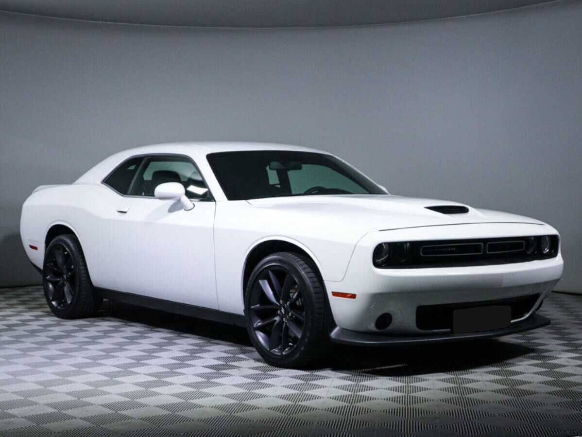 Dodge Challenger 2022 года с пробегом. Фото: #2