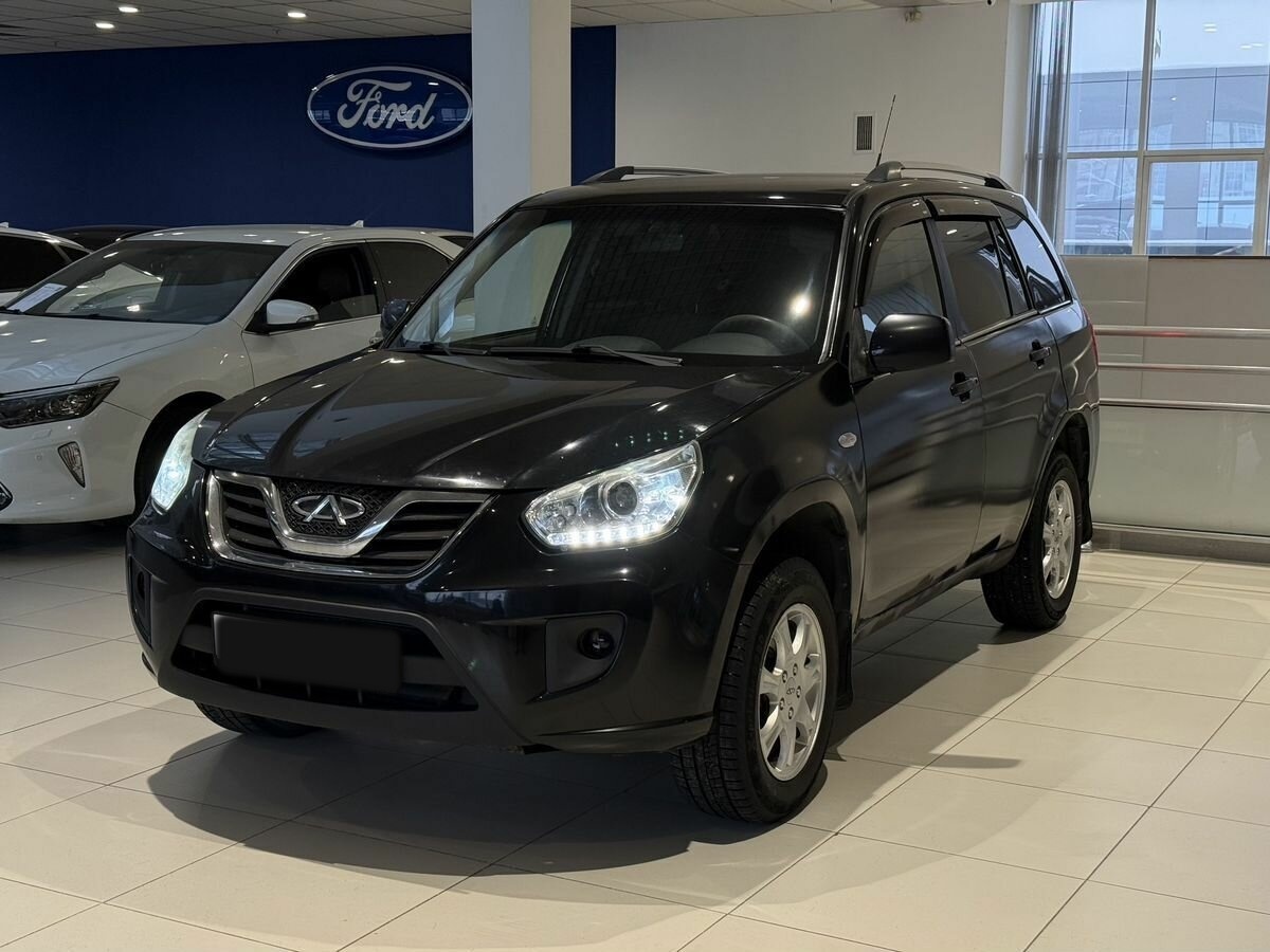 Chery Tiggo (T11) 2015 года с пробегом. Посмотреть фото