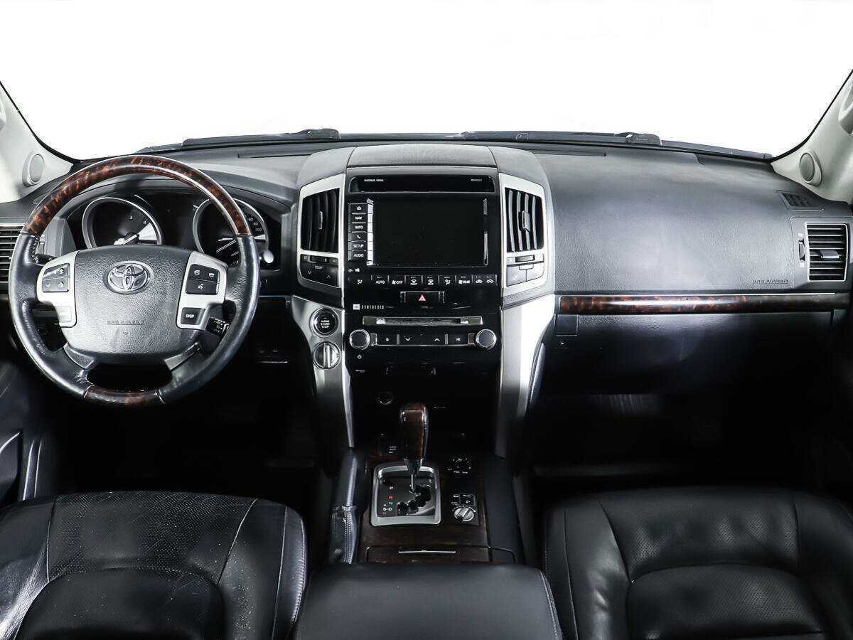 Toyota Land Cruiser 2012 года с пробегом. Фото: #14