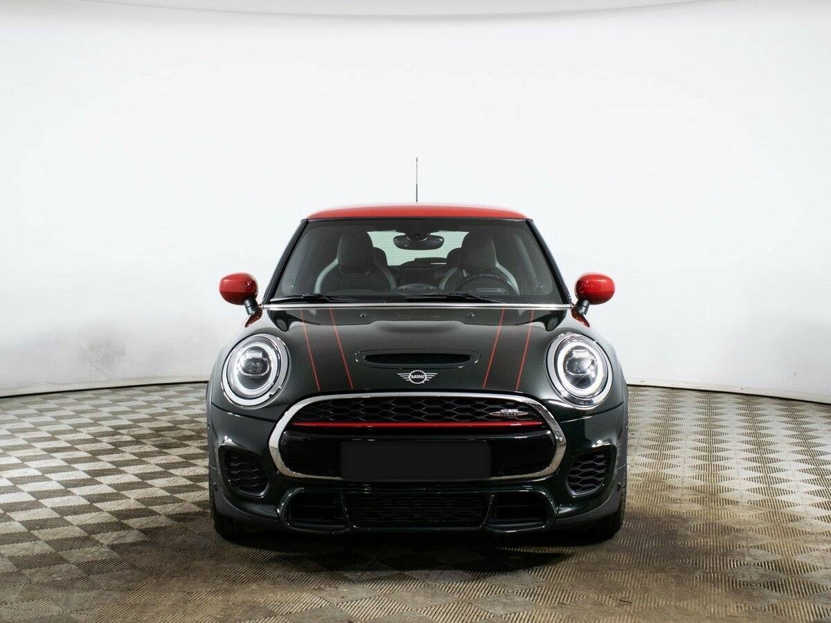 Mini Hatch 2021 года с пробегом. Фото: #1