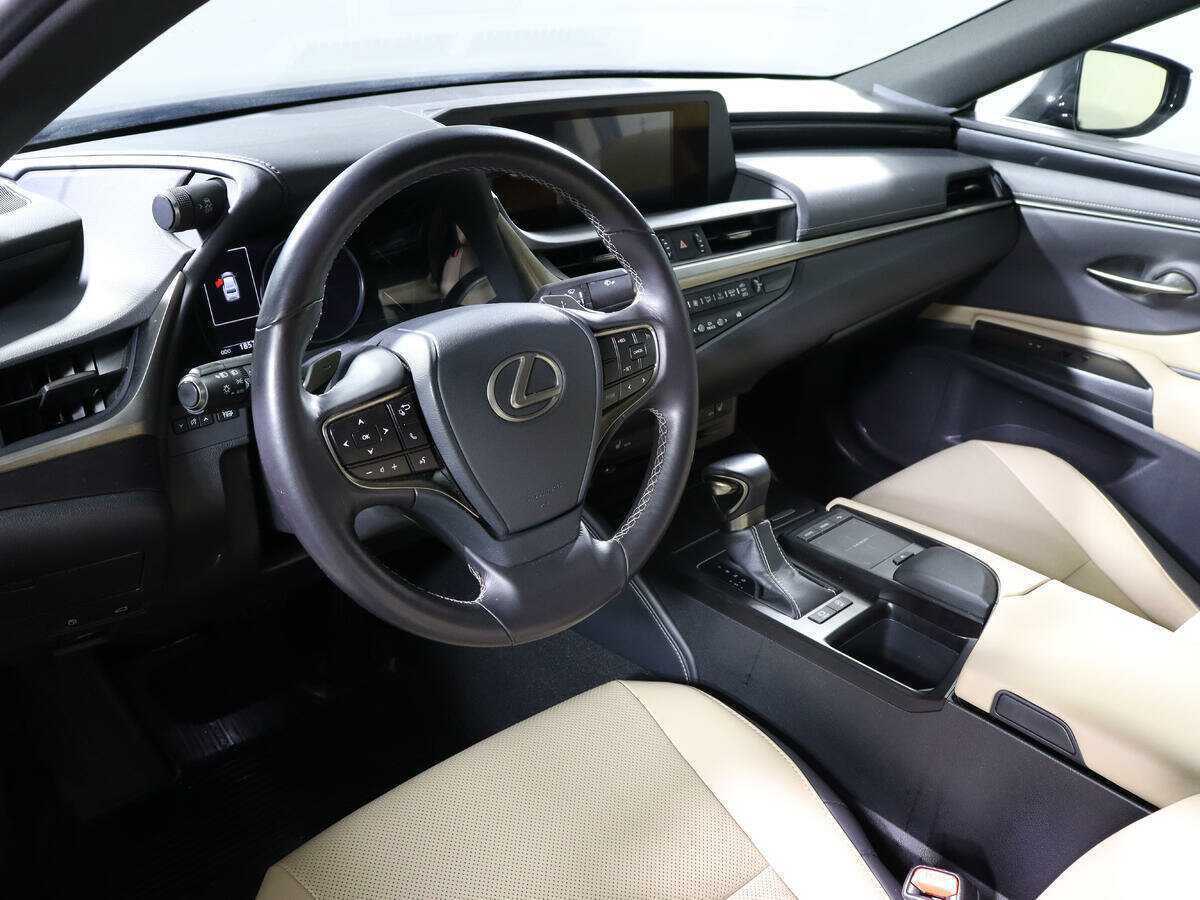 Lexus ES 2019 года с пробегом. Фото: #11