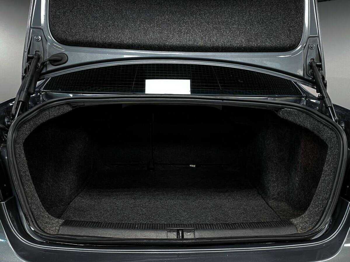 Volkswagen Jetta 2009 года с пробегом. Фото: #13