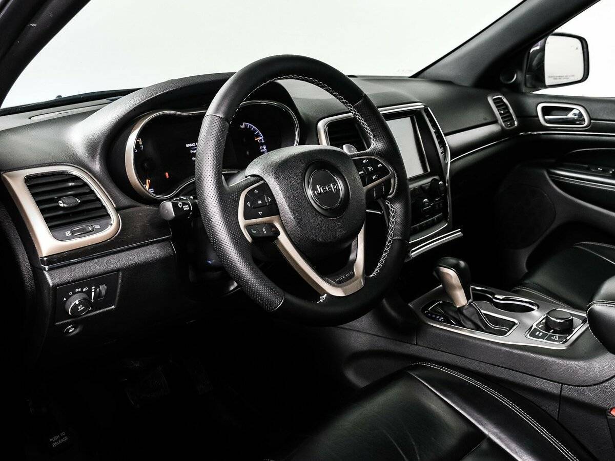 Jeep Grand Cherokee 2016 года с пробегом. Фото: #12