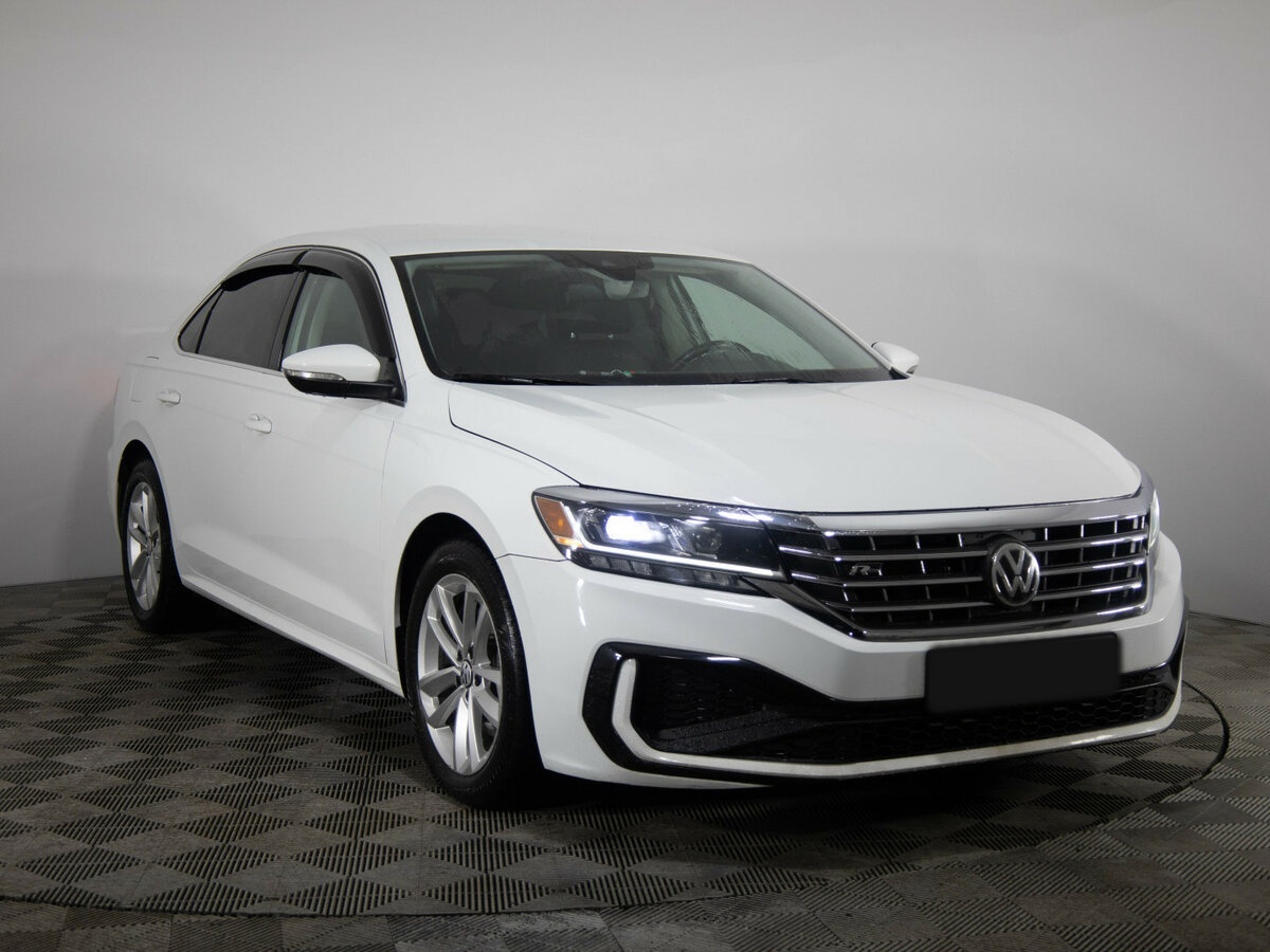 Volkswagen Passat 2020 года с пробегом. Фото: #2