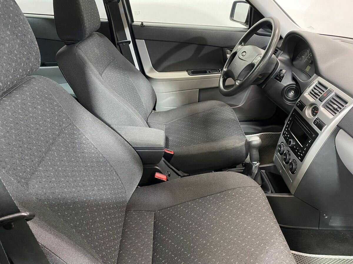 Lada (ВАЗ) Priora 2011 года с пробегом. Фото: #9