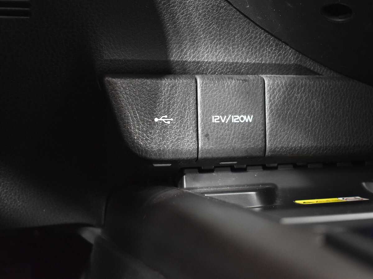 Toyota Camry 2022 года с пробегом. Фото: #17