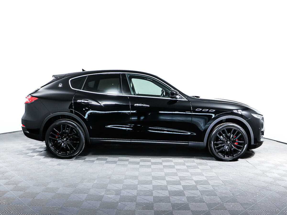 Maserati Levante 2018 года с пробегом. Фото: #2