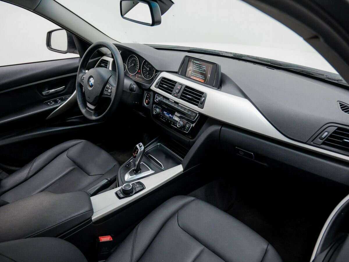 BMW 3 серии 2016 года с пробегом. Фото: #6