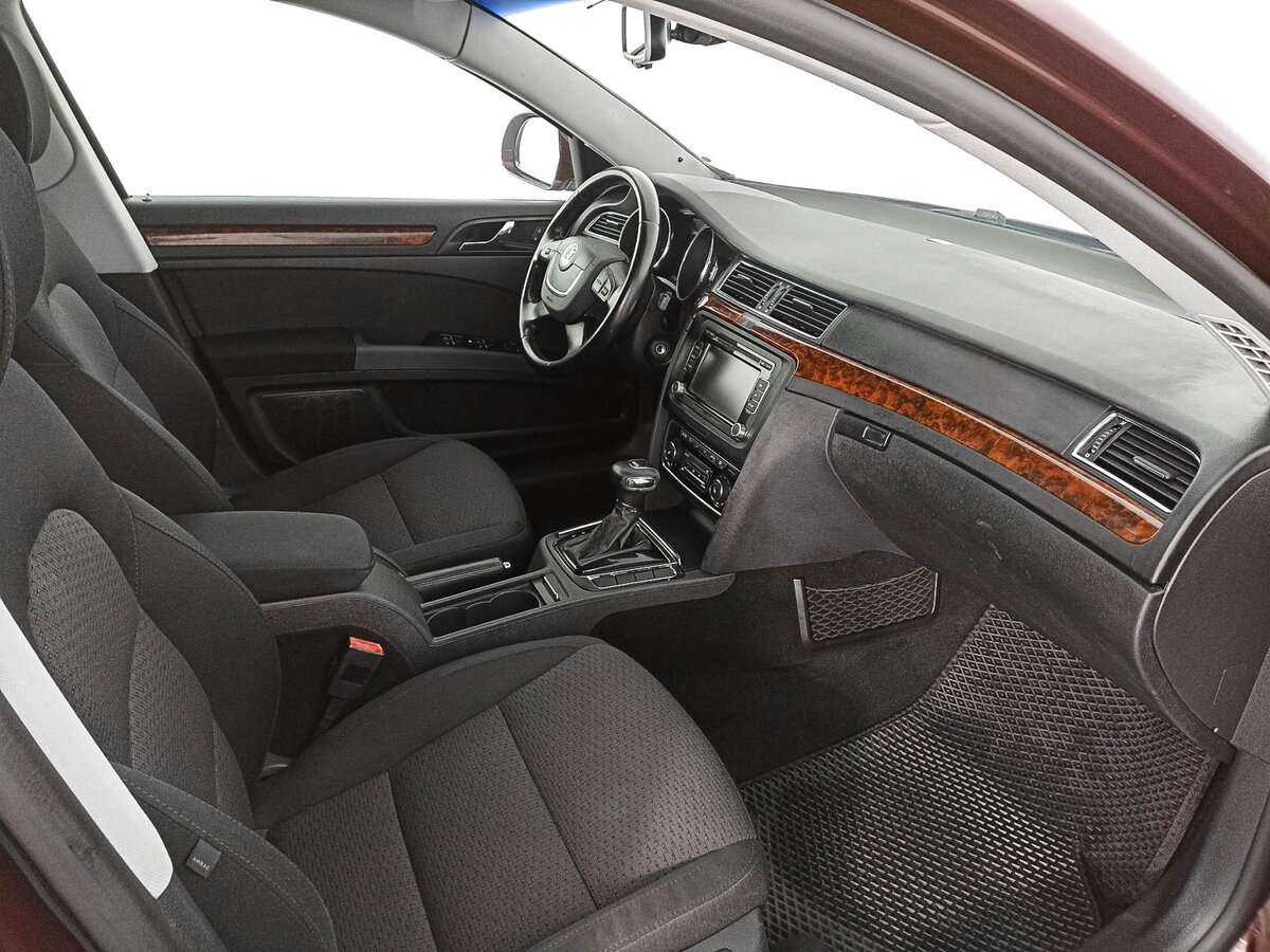 Skoda Superb 2009 года с пробегом. Фото: #8