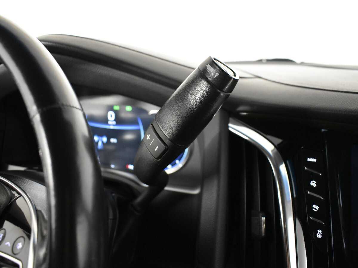 Cadillac Escalade 2018 года с пробегом. Фото: #21
