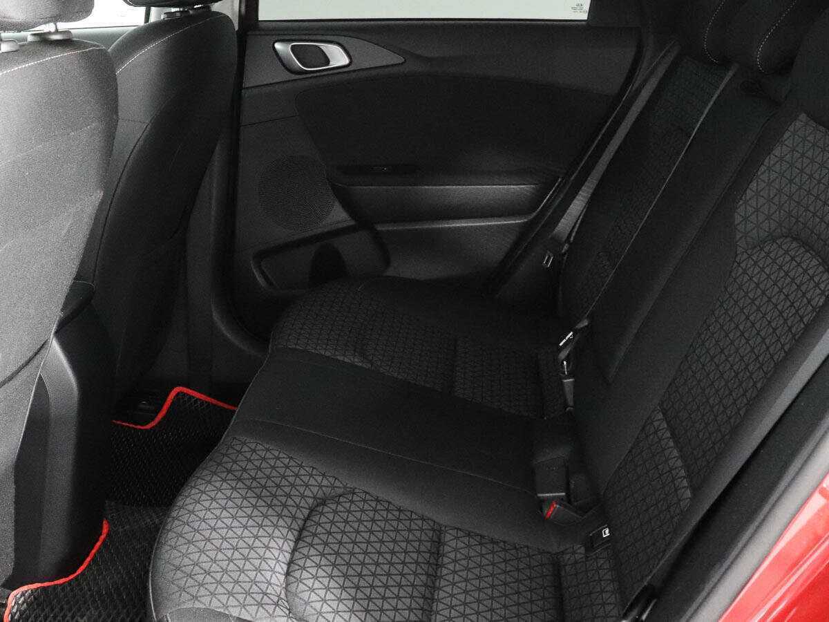 Kia Ceed 2019 года с пробегом. Фото: #10