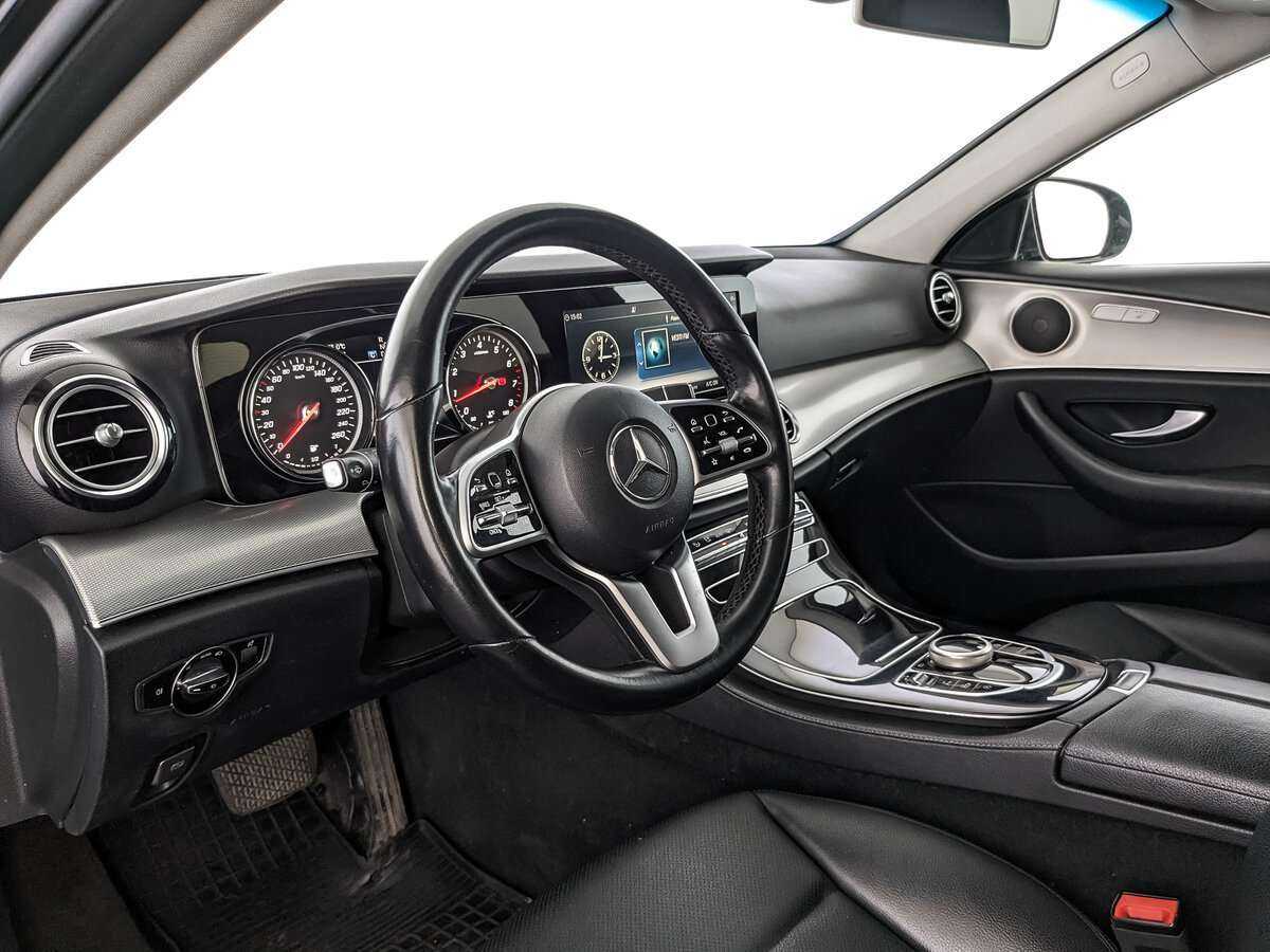 Mercedes-Benz E-Класс 2018 года с пробегом. Фото: #10