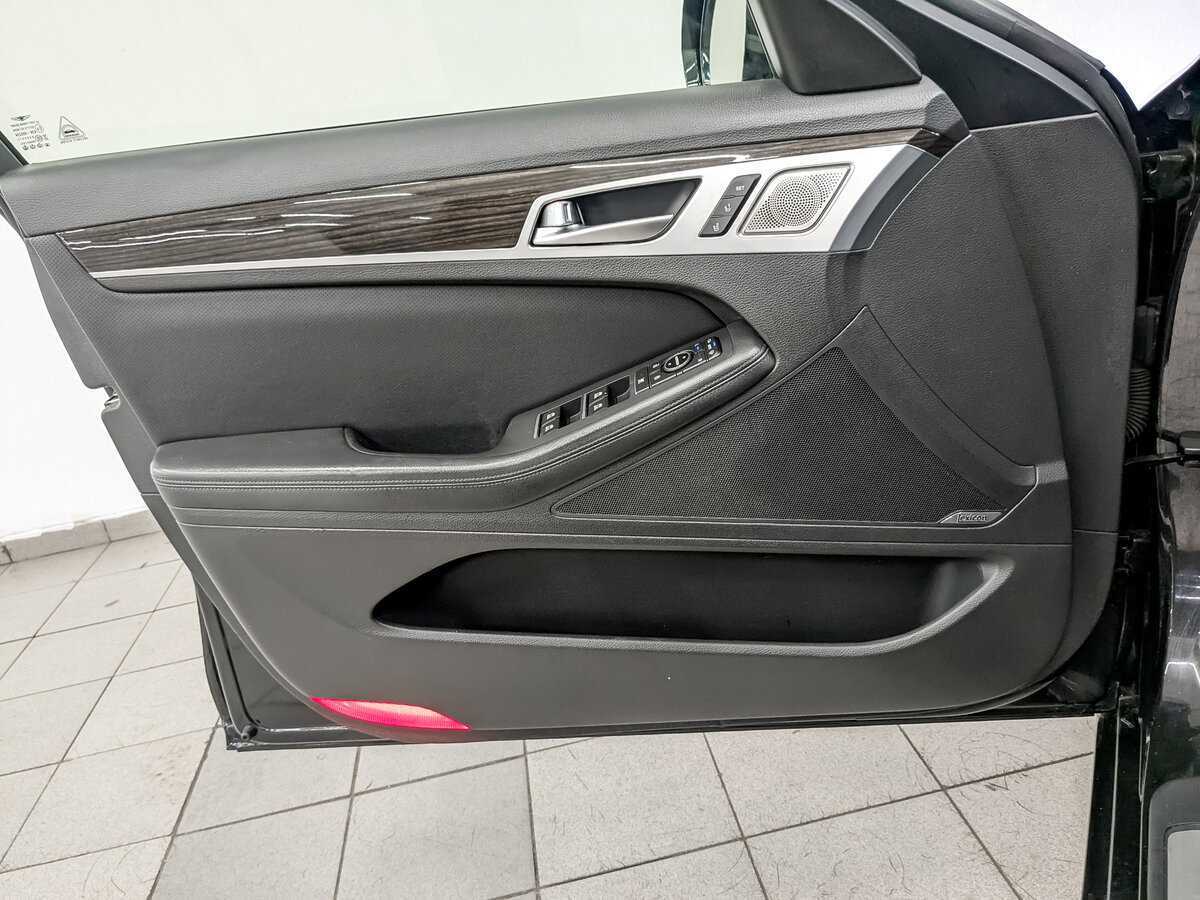 Genesis G80 2019 года с пробегом. Фото: #18