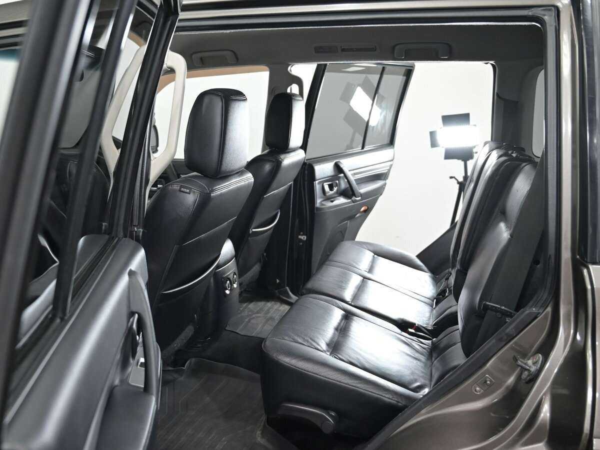 Mitsubishi Pajero 2010 года с пробегом. Фото: #5