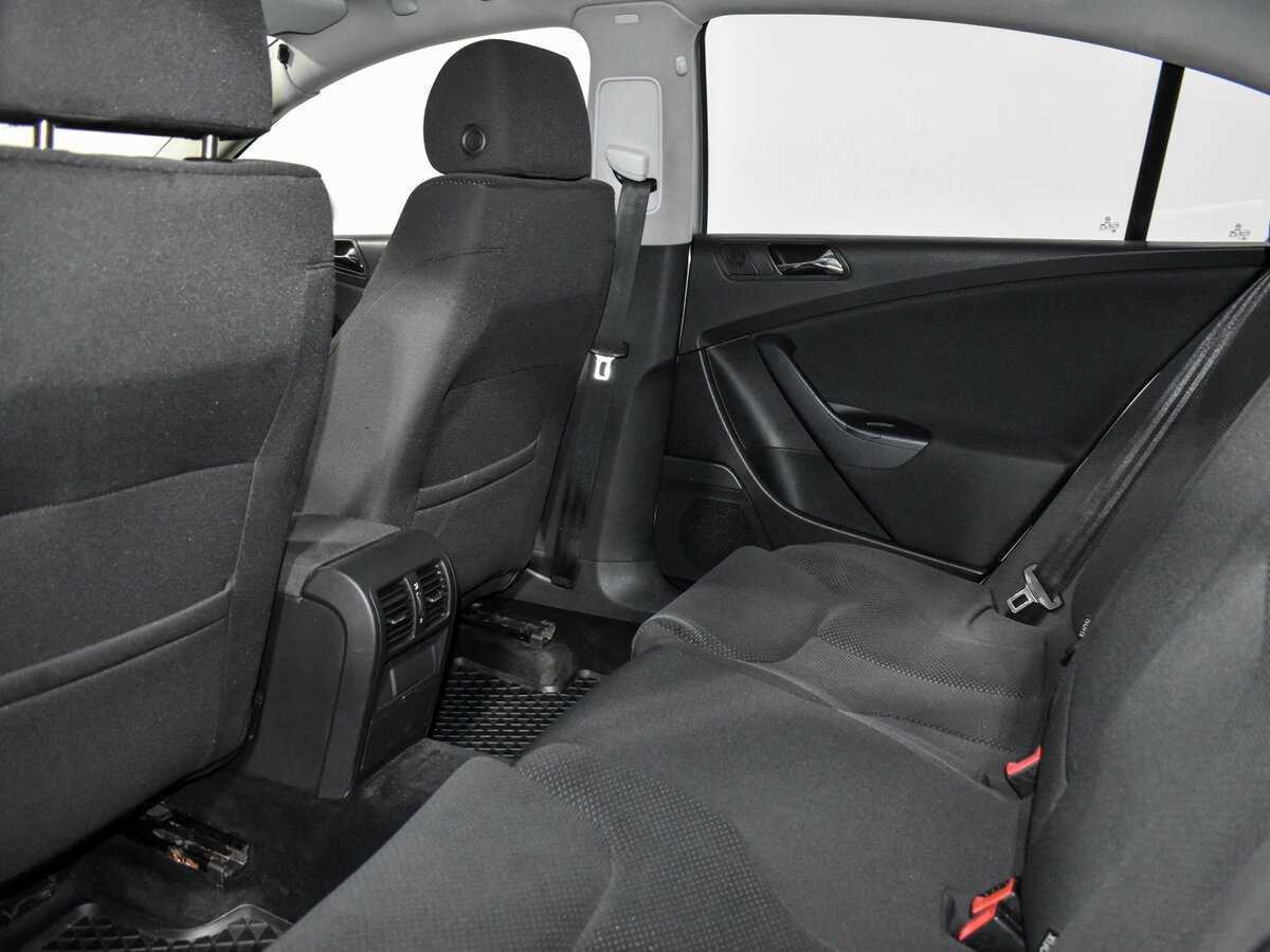 Volkswagen Passat 2006 года с пробегом. Фото: #8