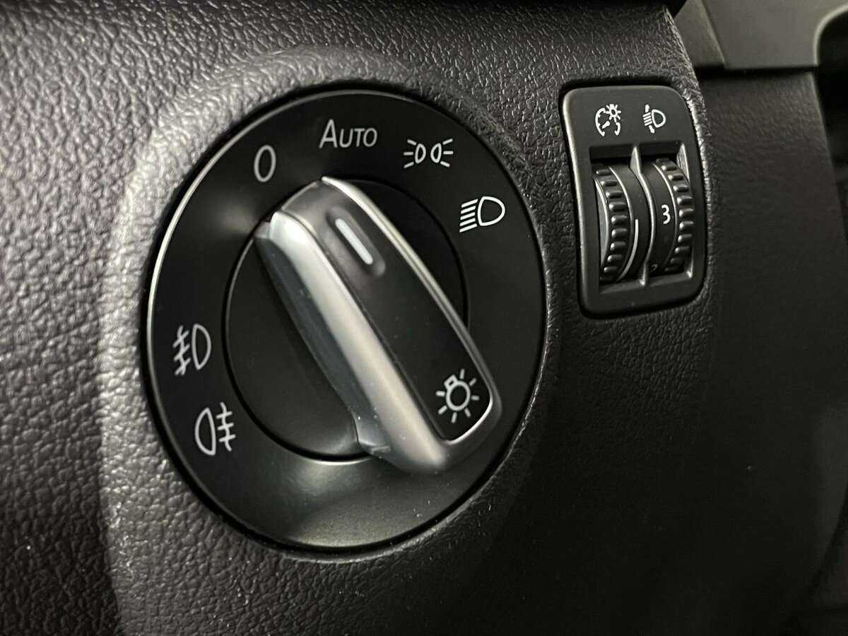 Volkswagen Tiguan 2011 года с пробегом. Фото: #8