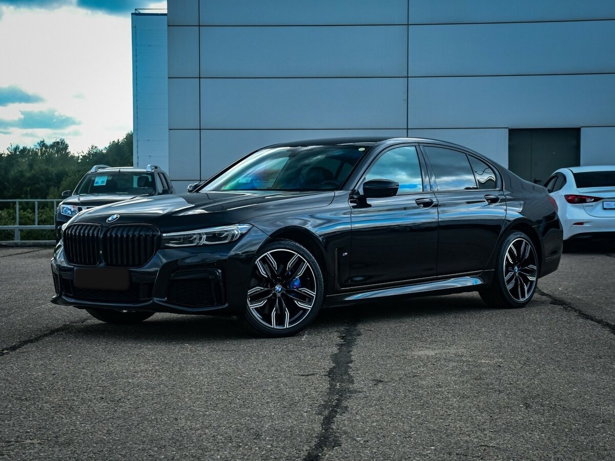BMW 7 серии 2020 года с пробегом. Посмотреть фото