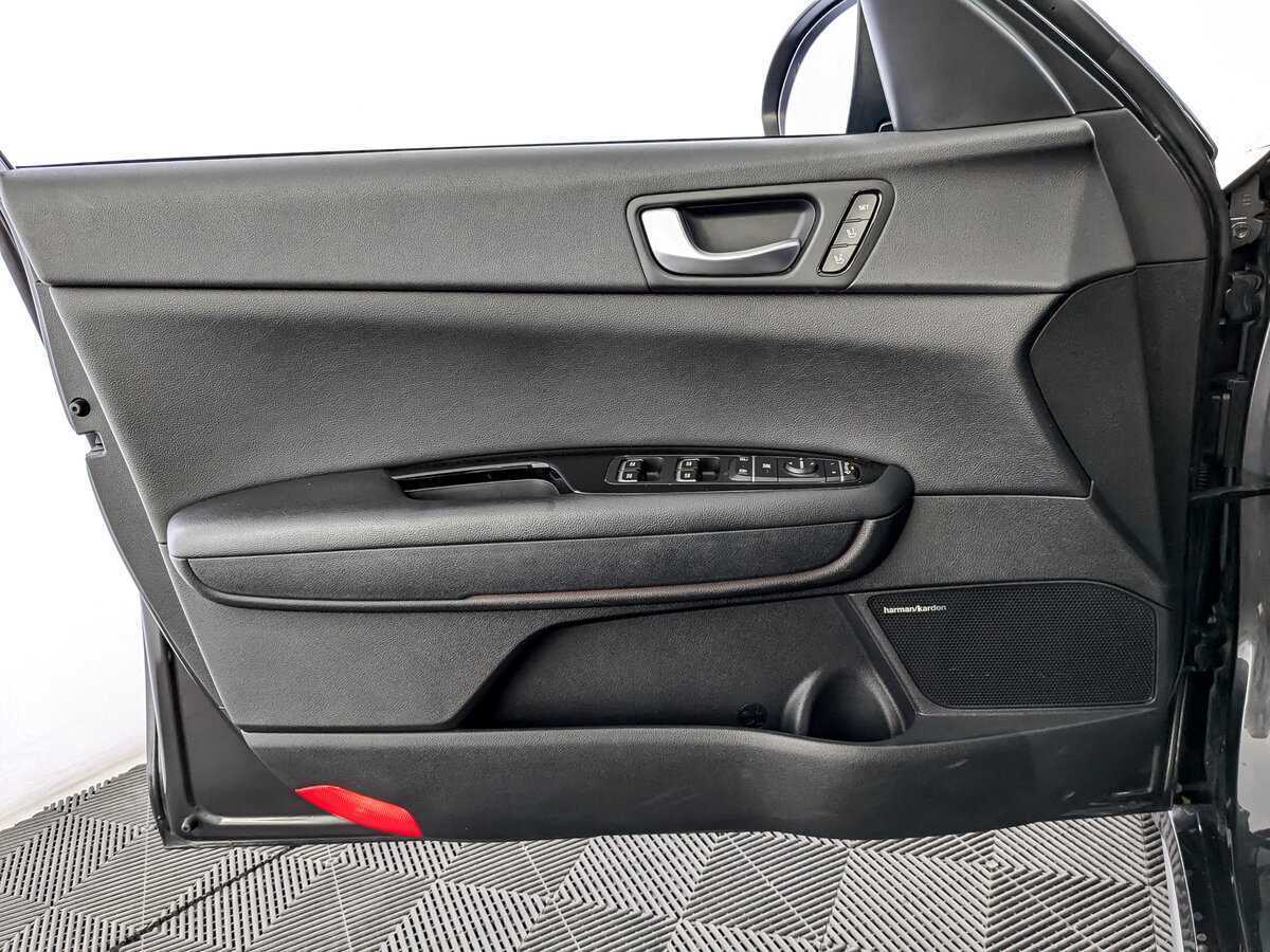 Kia Optima 2018 года с пробегом. Фото: #18