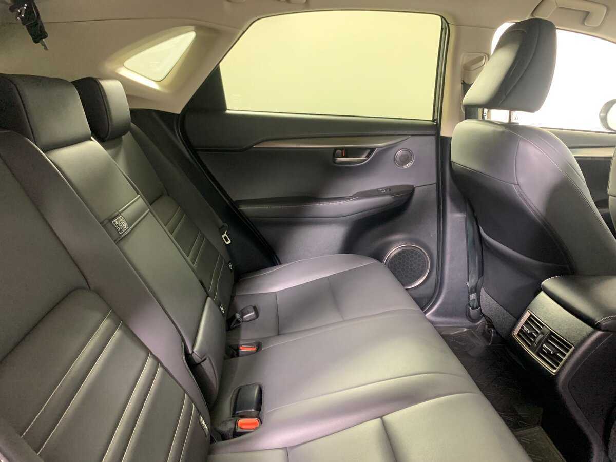 Lexus NX 2020 года с пробегом. Фото: #17