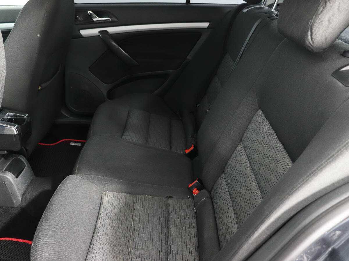 Skoda Octavia 2011 года с пробегом. Фото: #10