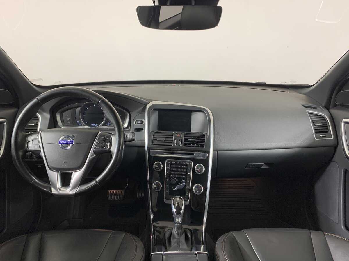 Volvo XC60 2016 года с пробегом. Фото: #12
