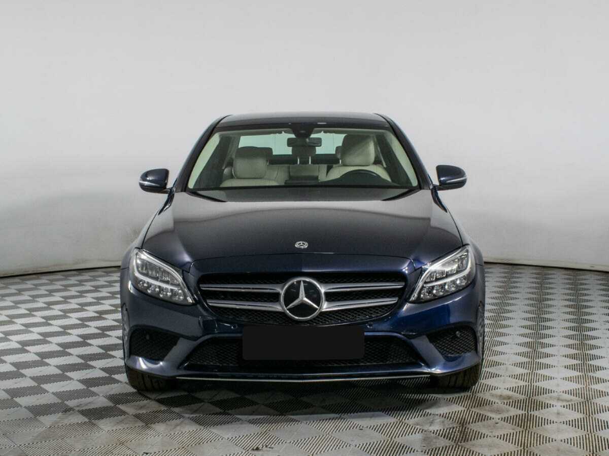 Mercedes-Benz C-Класс 2020 года с пробегом. Фото: #1