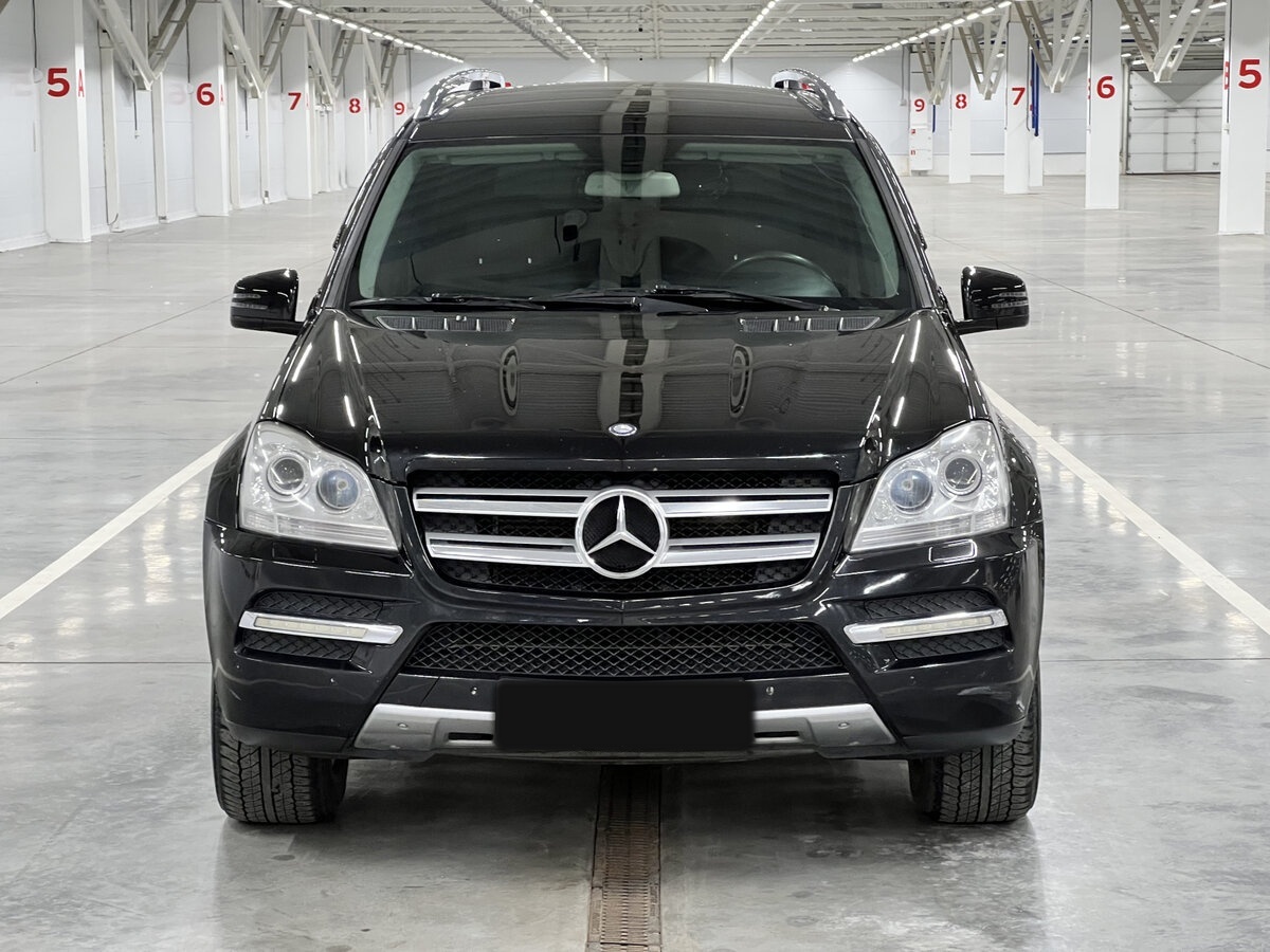 Mercedes-Benz GL-Класс 2011 года с пробегом. Фото: #1