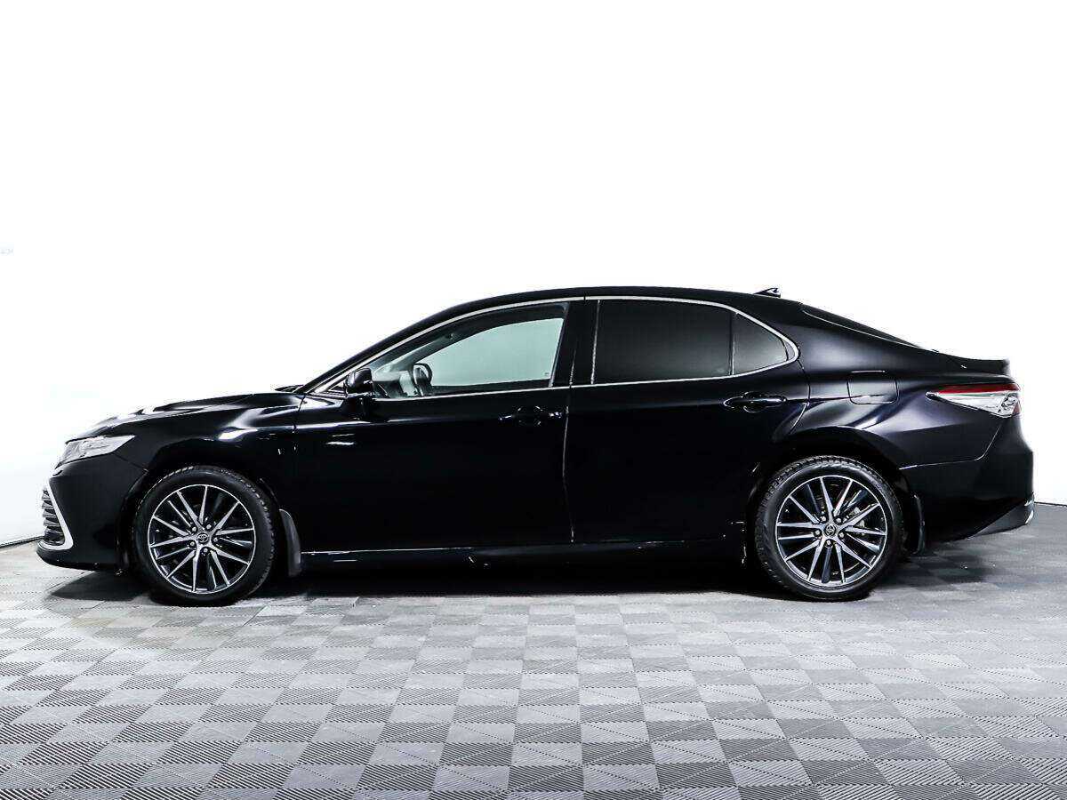 Toyota Camry 2022 года с пробегом. Фото: #6