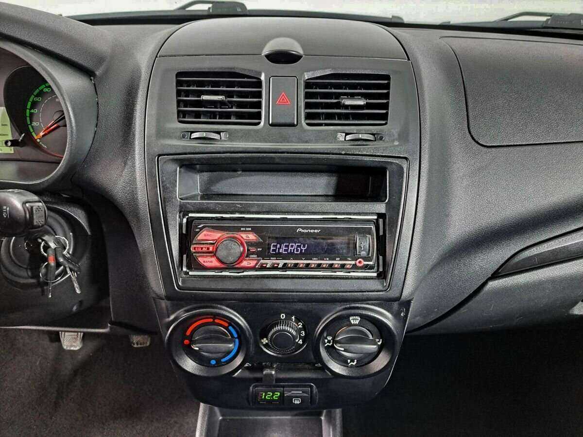 Lada (ВАЗ) Kalina 2014 года с пробегом. Фото: #12