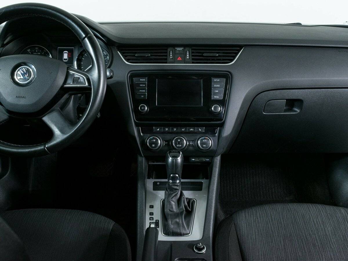 Skoda Octavia 2015 года с пробегом. Фото: #11