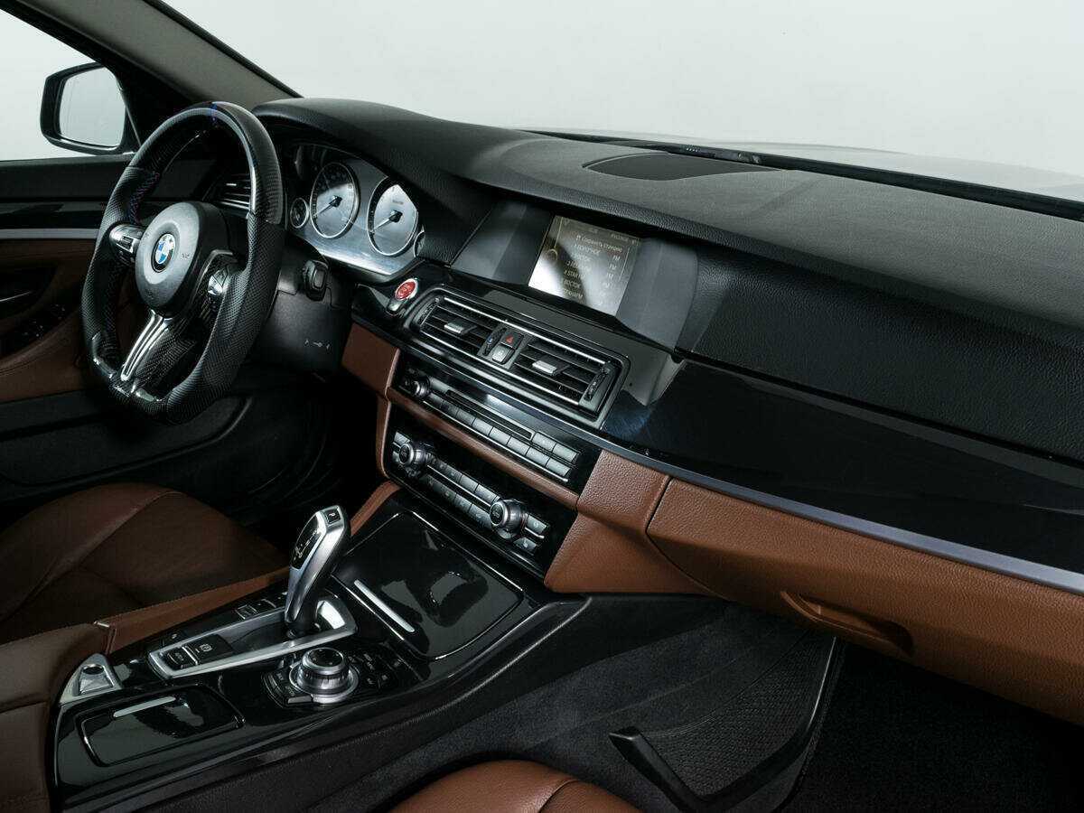 BMW 5 серии 2013 года с пробегом. Фото: #4