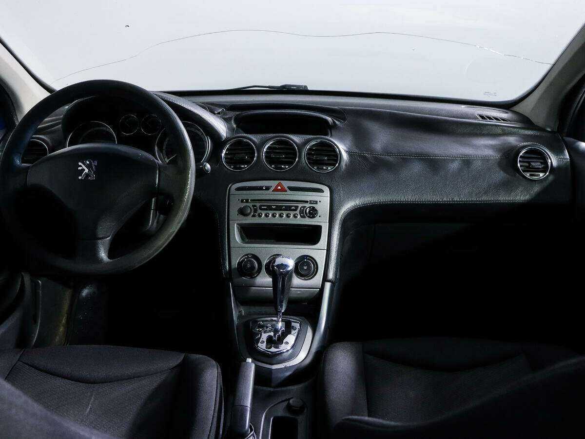 Peugeot 308 2010 года с пробегом. Фото: #9