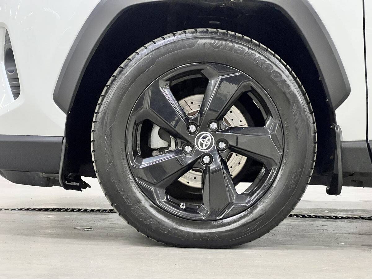 Toyota RAV4 2021 года с пробегом. Фото: #17
