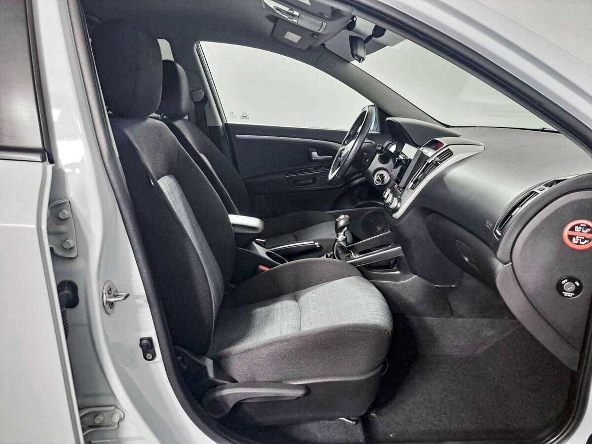 Kia Ceed 2010 года с пробегом. Фото: #8