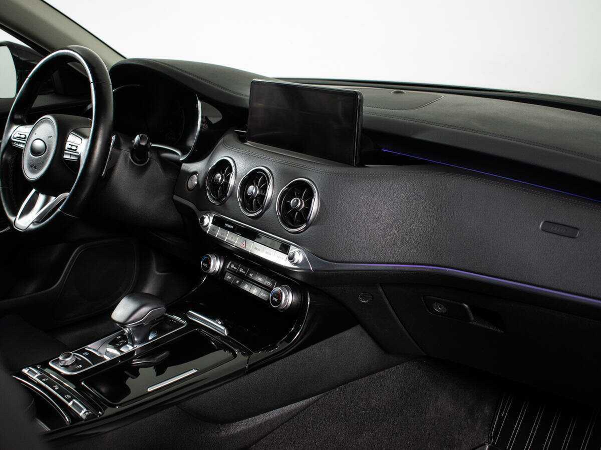 Kia Stinger 2021 года с пробегом. Фото: #4