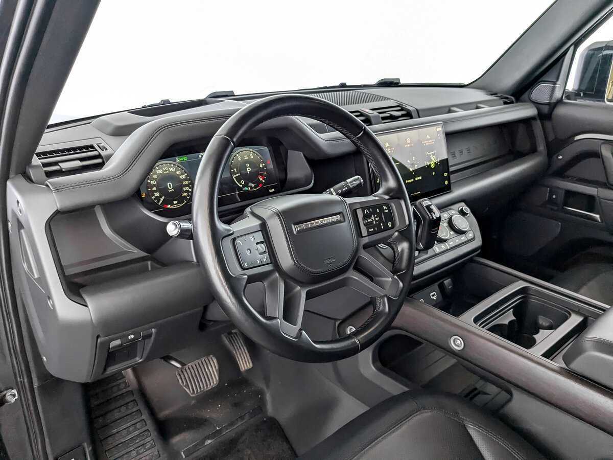 Land Rover Defender 2021 года с пробегом. Фото: #15