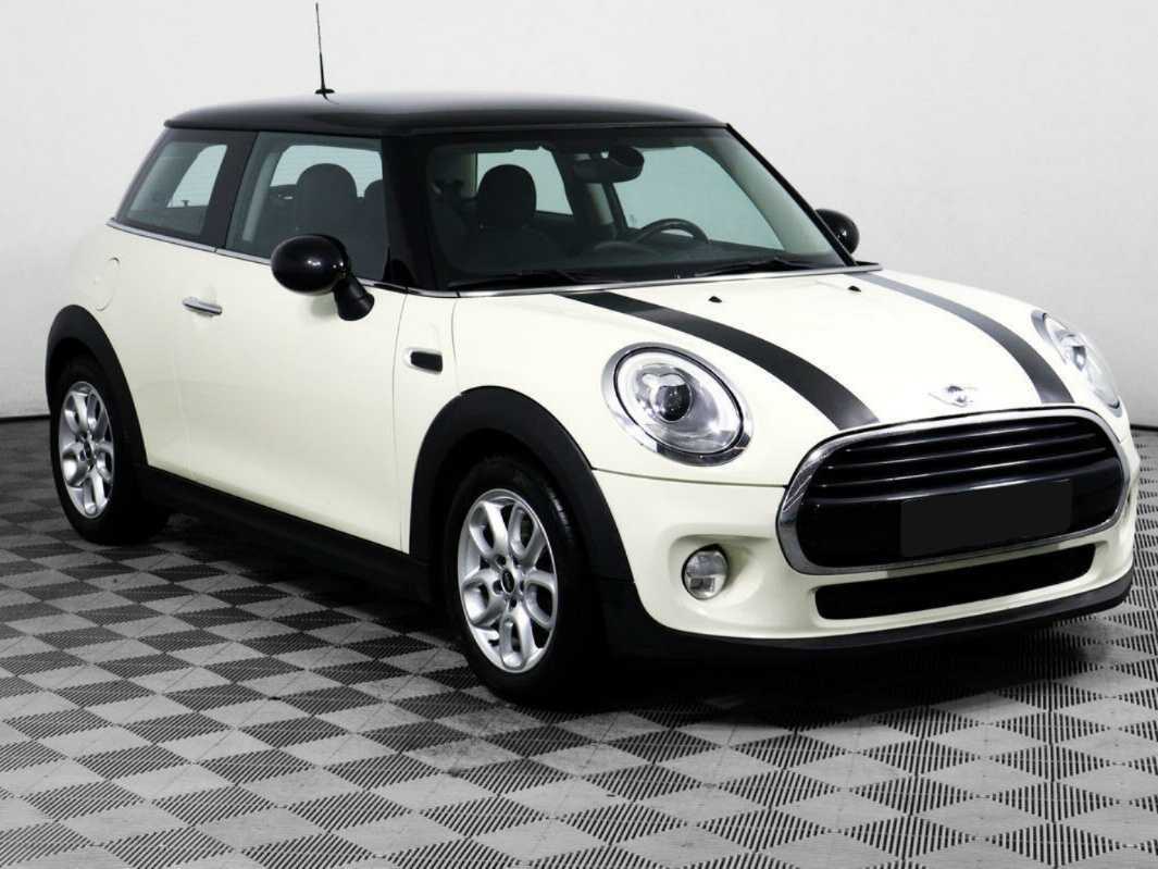 Mini Hatch 2017 года с пробегом. Фото: #2
